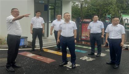 遂寧興業(yè)集團召開“問題大排查、作風大整治、工作大提升”專項行動現(xiàn)場推進會